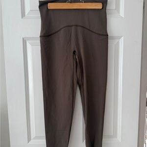 SPANX Booty Boost High-Waist Women's 7/8 Leggings in Taupe